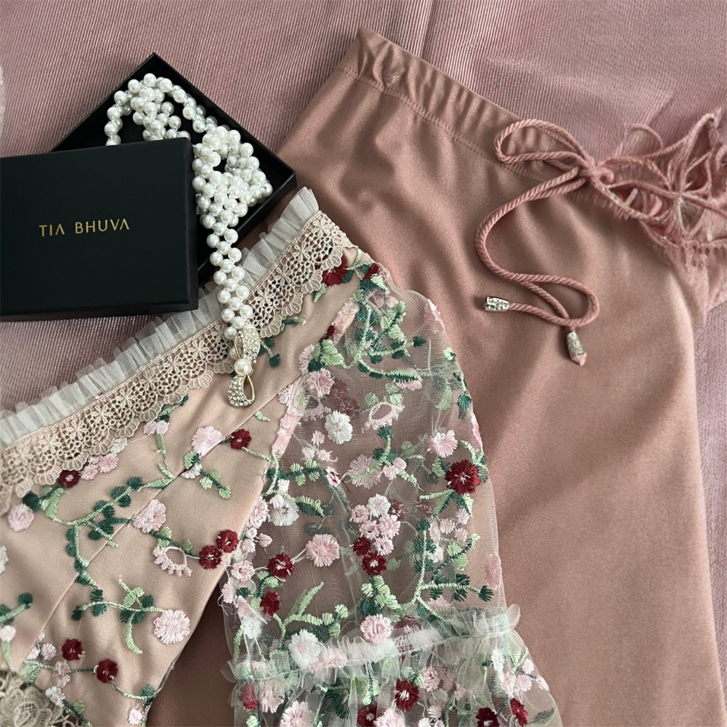 The Daphne Blouse
